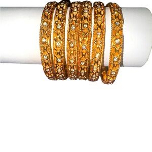 Gold bangle bracelet set